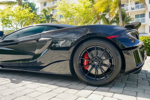 Used 2019 McLaren 600LT photo 18