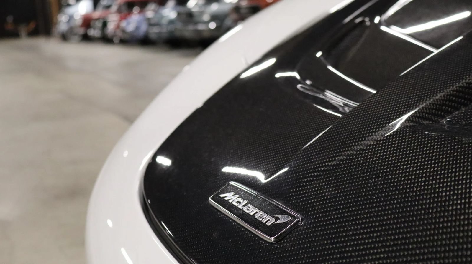 Used 2019 McLaren 720S photo 33