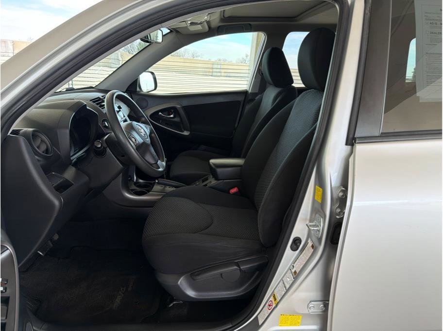 2011 Toyota RAV4 Sport