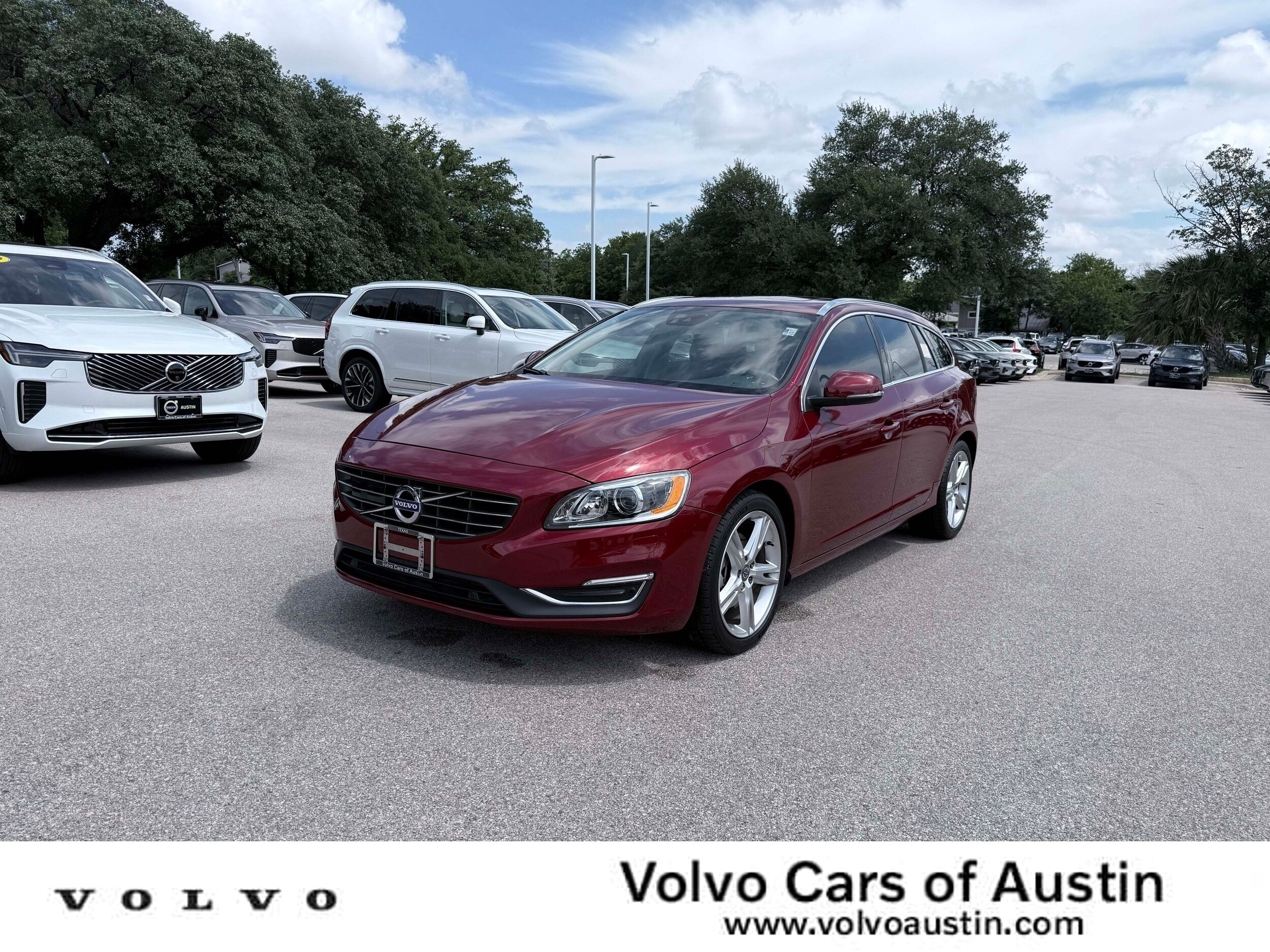 Used 2017 Volvo V60 T5 Platinum
