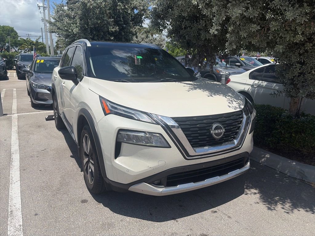 Used 2022 Nissan Rogue Platinum w/ Head-Up Display Package