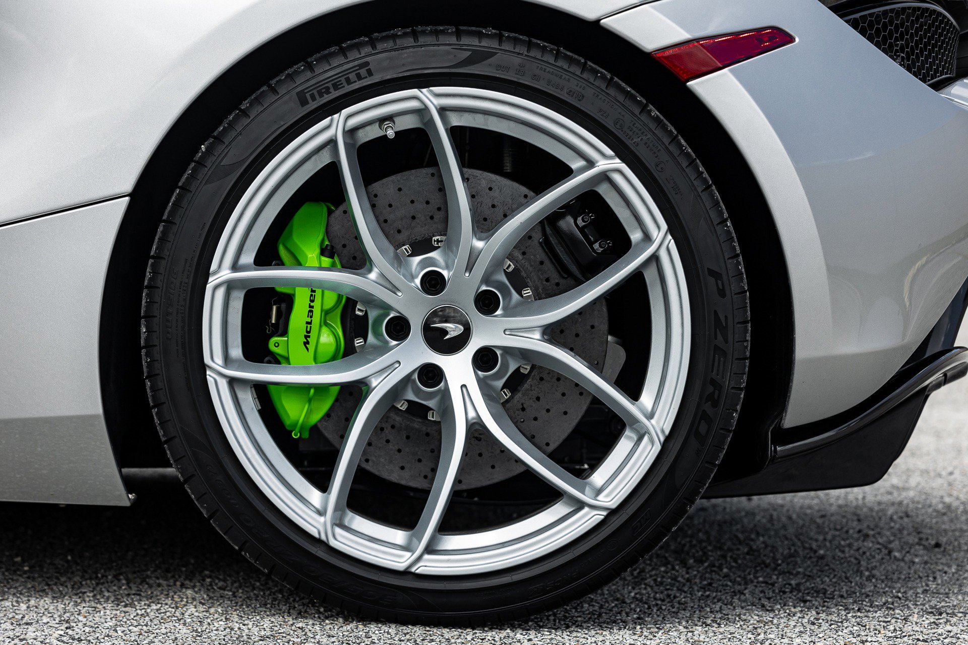 Used 2020 McLaren 720S Luxury photo 19