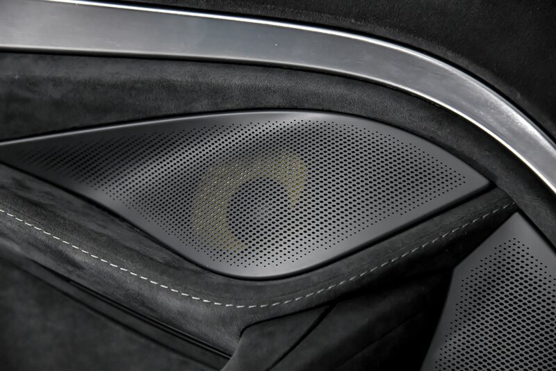 Used 2020 McLaren 720S Spider photo 21
