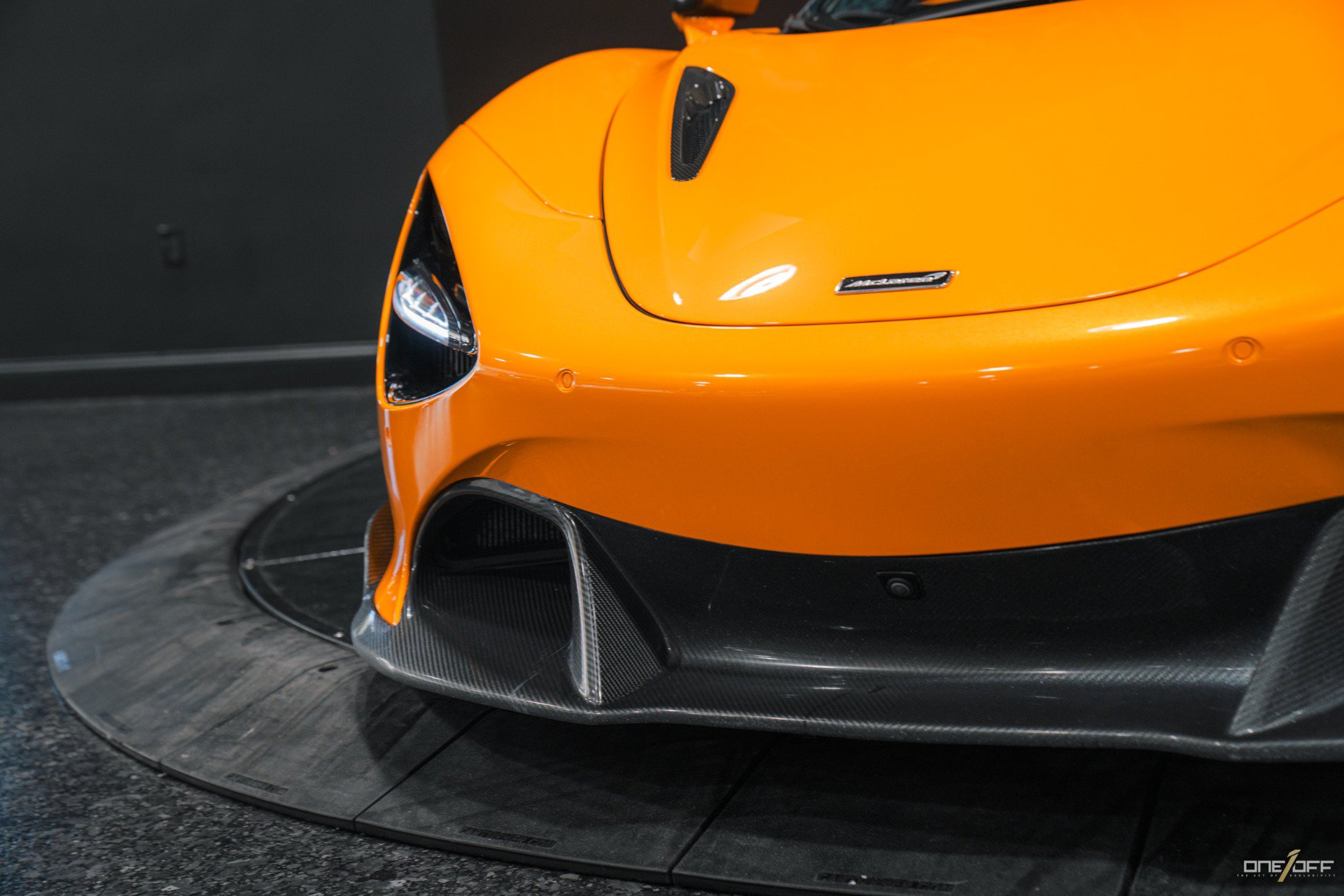 Used 2020 McLaren 720S Performance photo 21