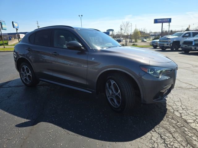 2024 Alfa Romeo Stelvio Ti