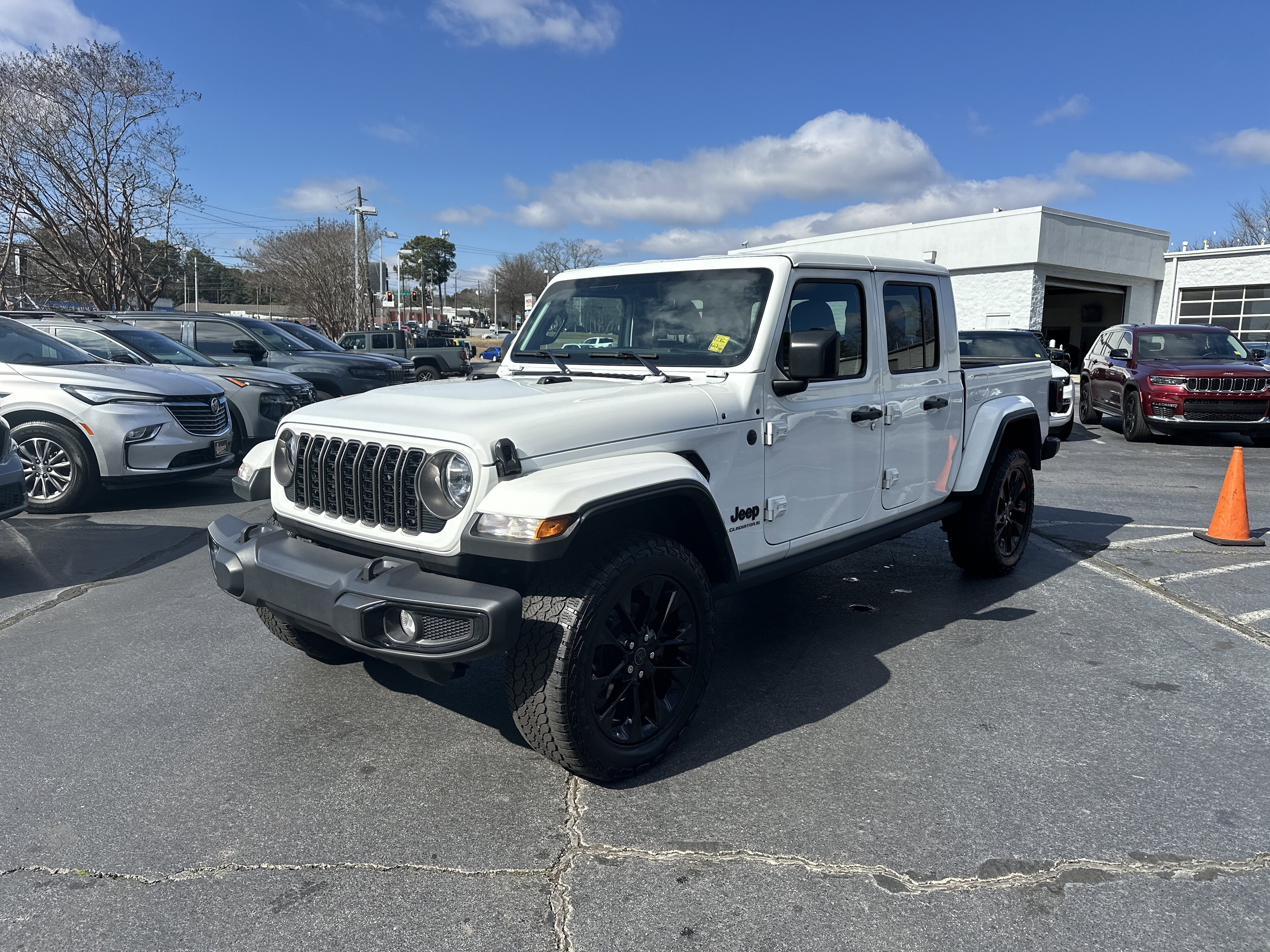 2025 Jeep Gladiator Sport