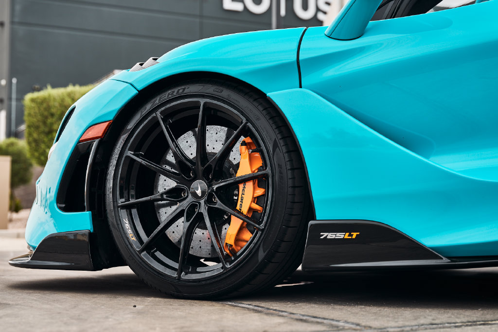 Used 2022 McLaren 765LT photo 17