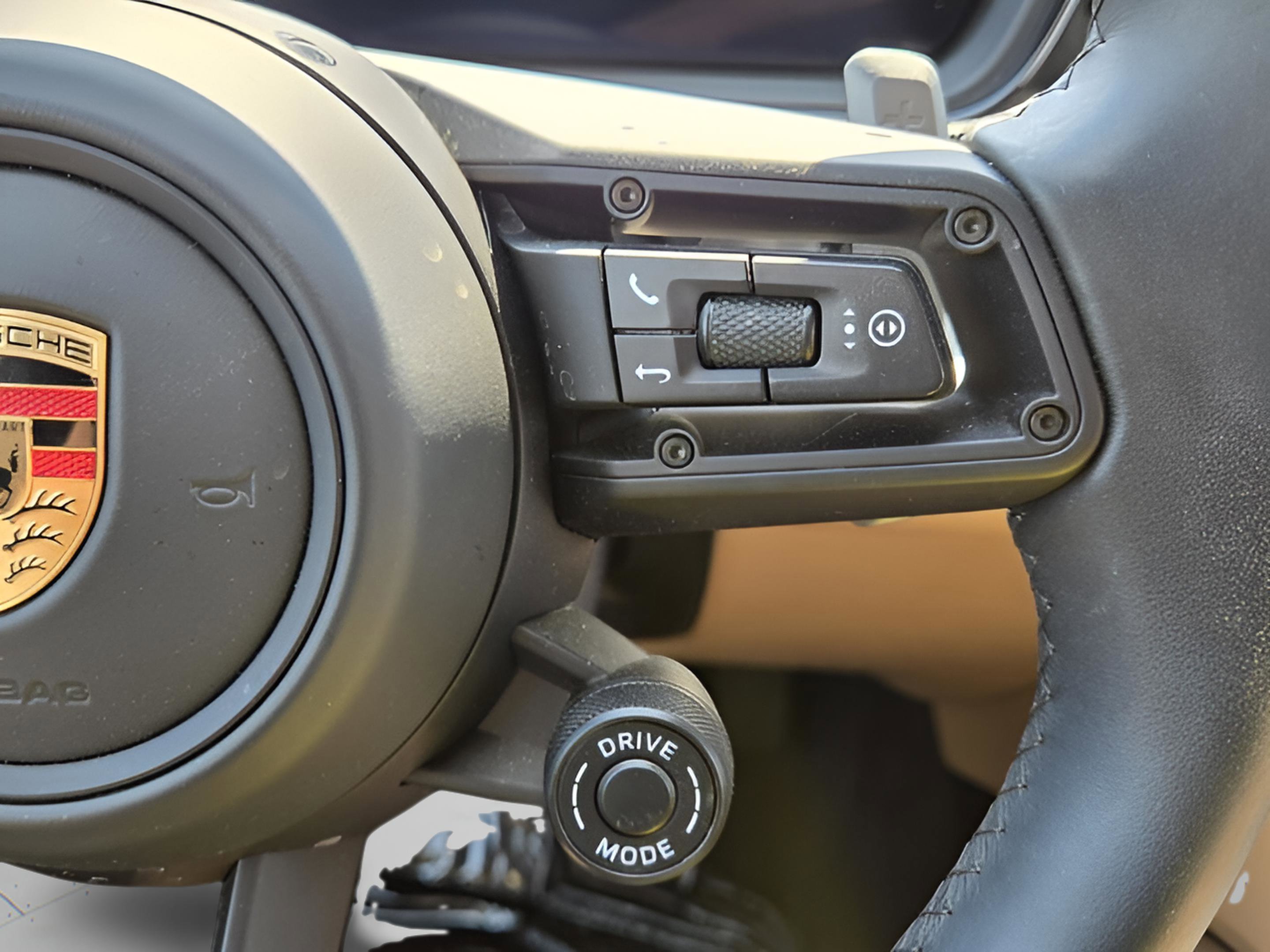 2025 Porsche Cayenne Coupe