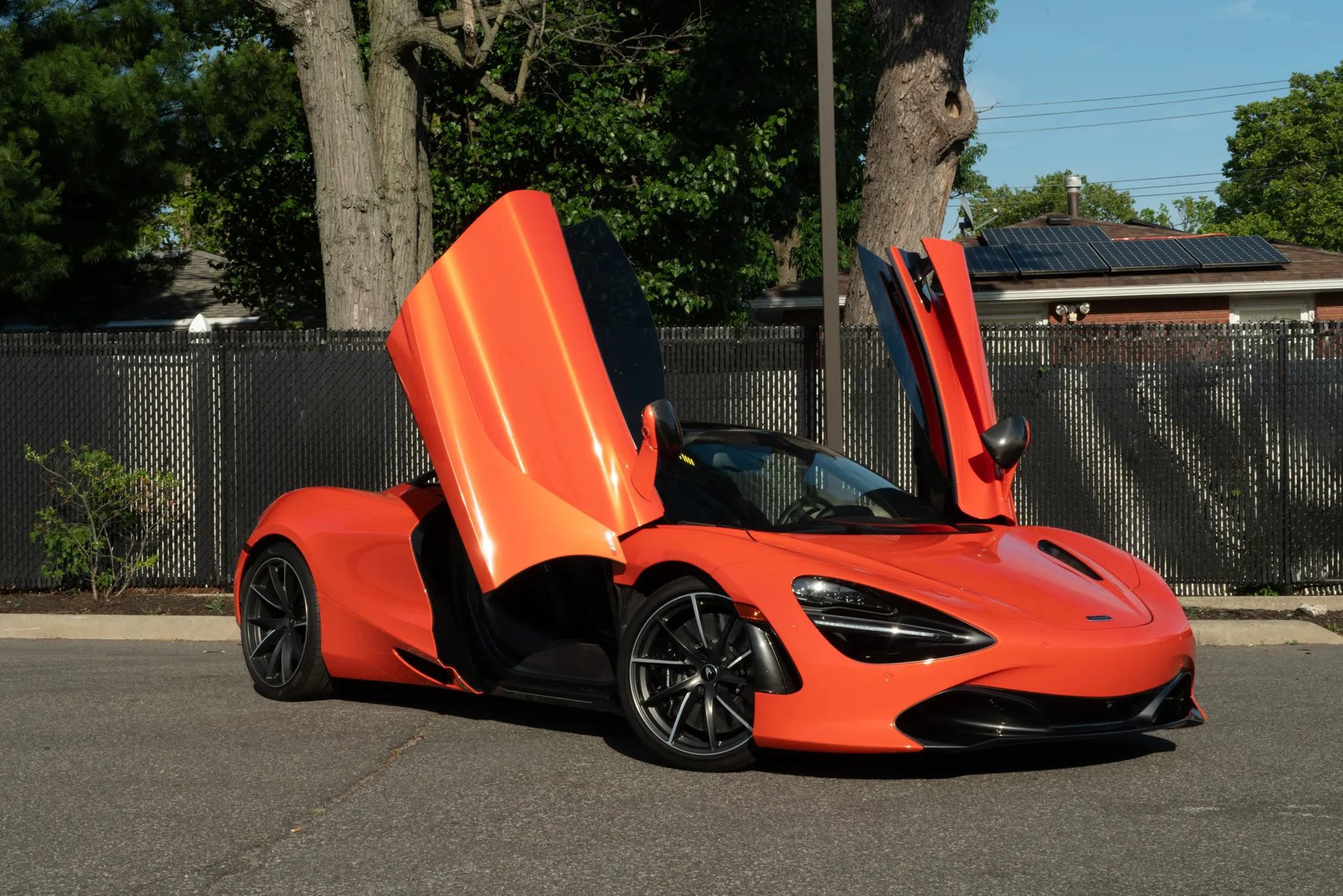 Used 2020 McLaren 720S Spider photo 21