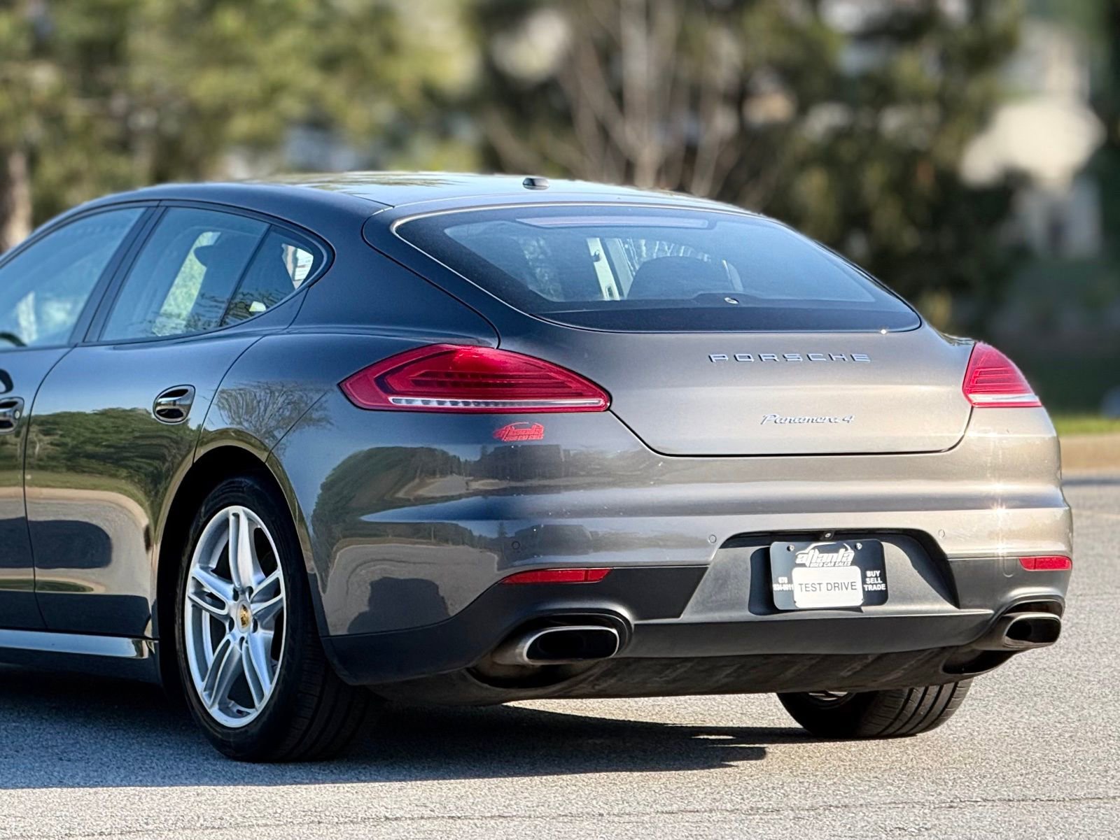 2015 Porsche Panamera 4