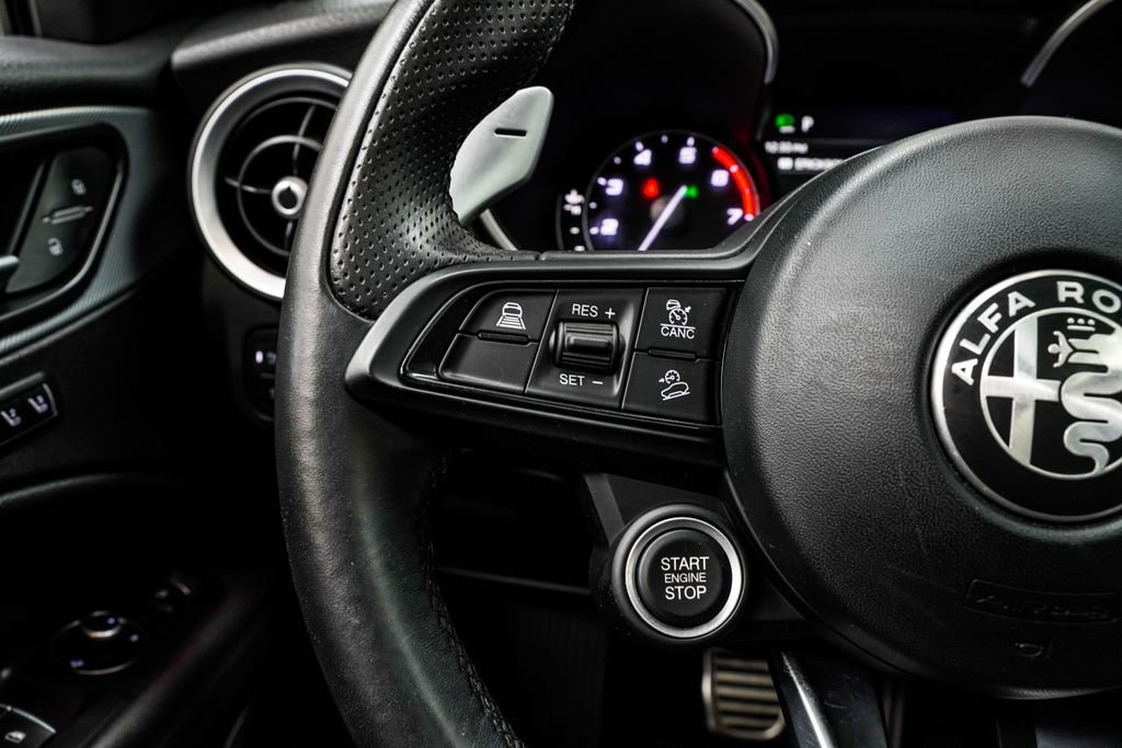 2023 Alfa Romeo Stelvio Veloce