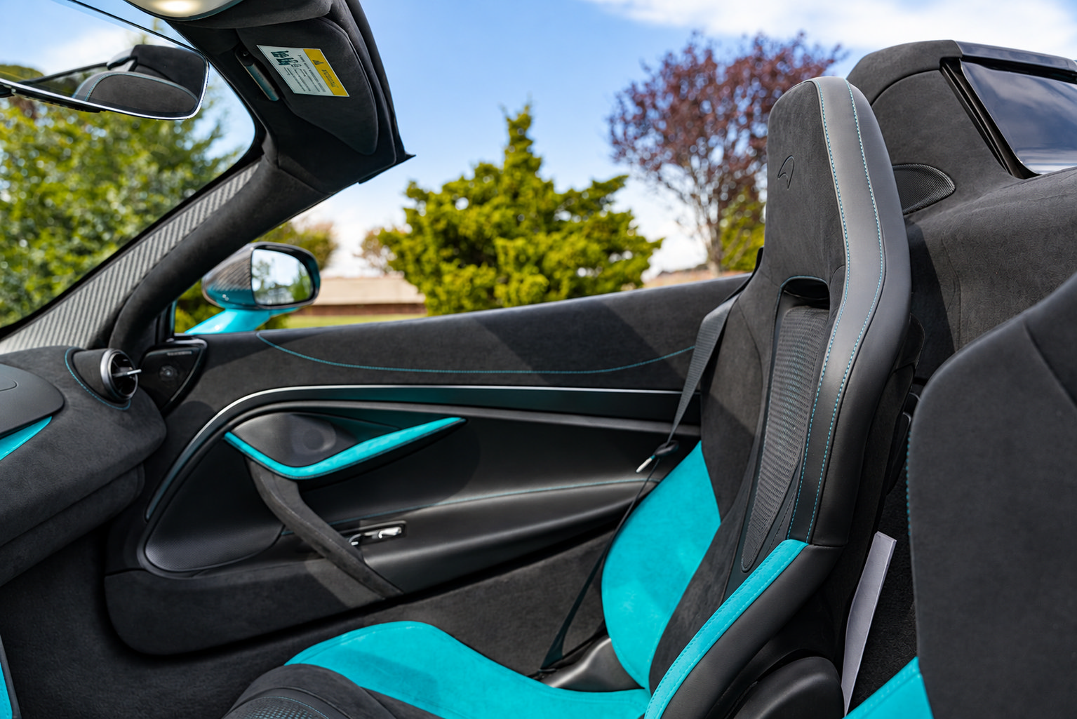 Used 2027 McLaren 750S Spider photo 13