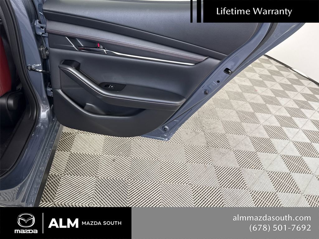 2026 MAZDA Mazda3 Carbon