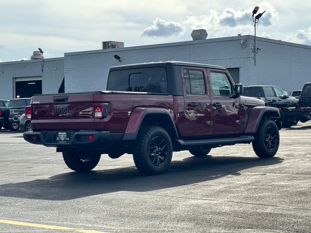 2022 Jeep Gladiator Sport