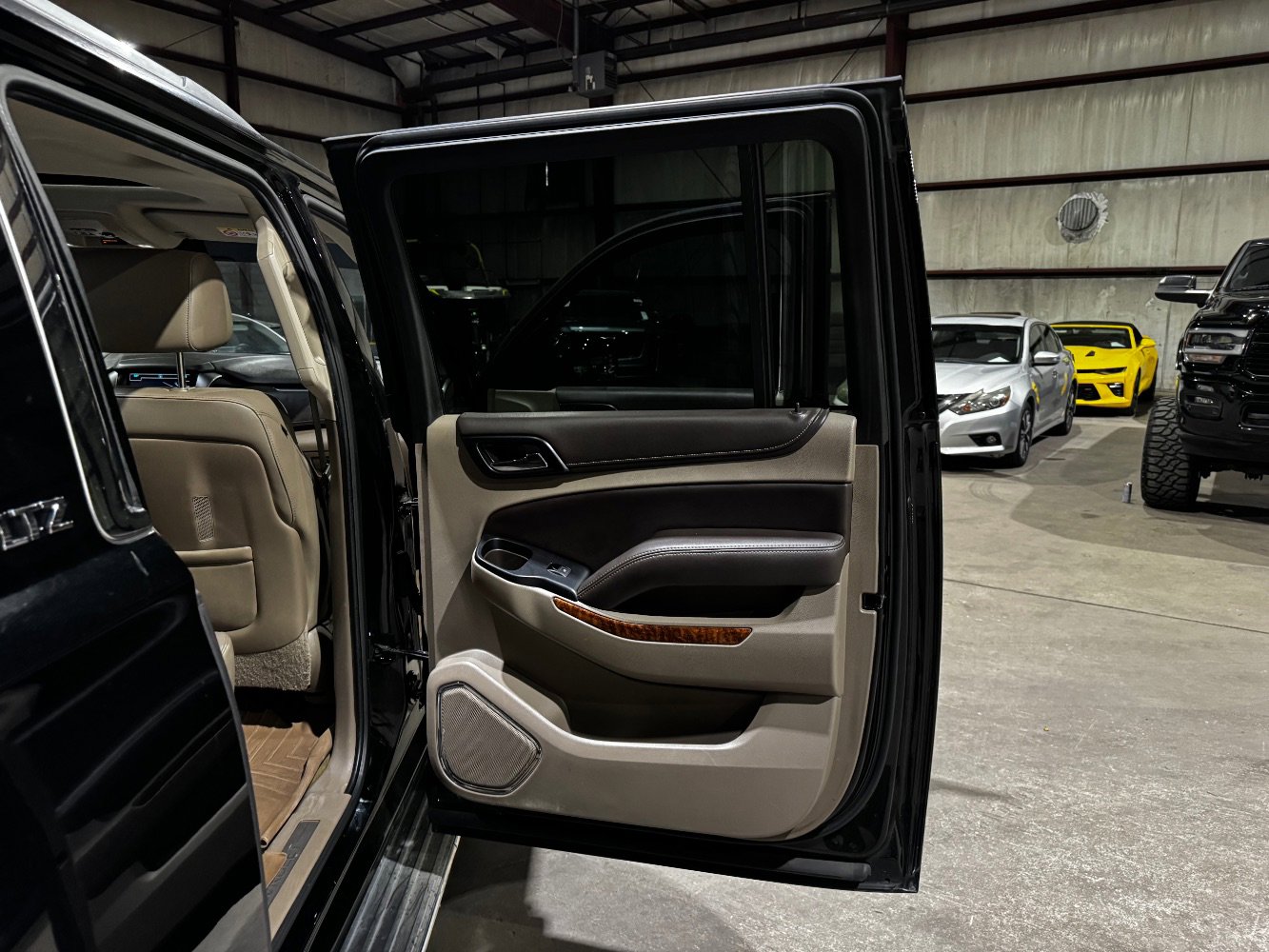 2016 Chevrolet Suburban LTZ