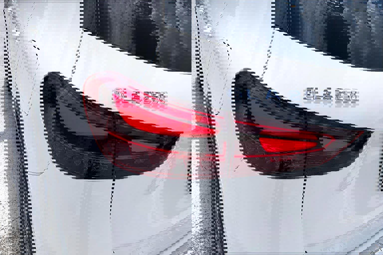 2026 Mercedes-Benz GLA 250