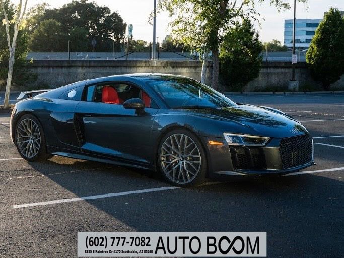 Used 2018 Audi R8 V10 plus