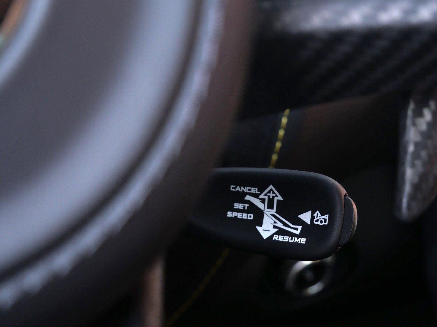 Used 2019 McLaren 720S Performance photo 21