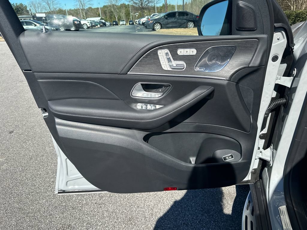 2026 Mercedes-Benz GLS 580 4MATIC