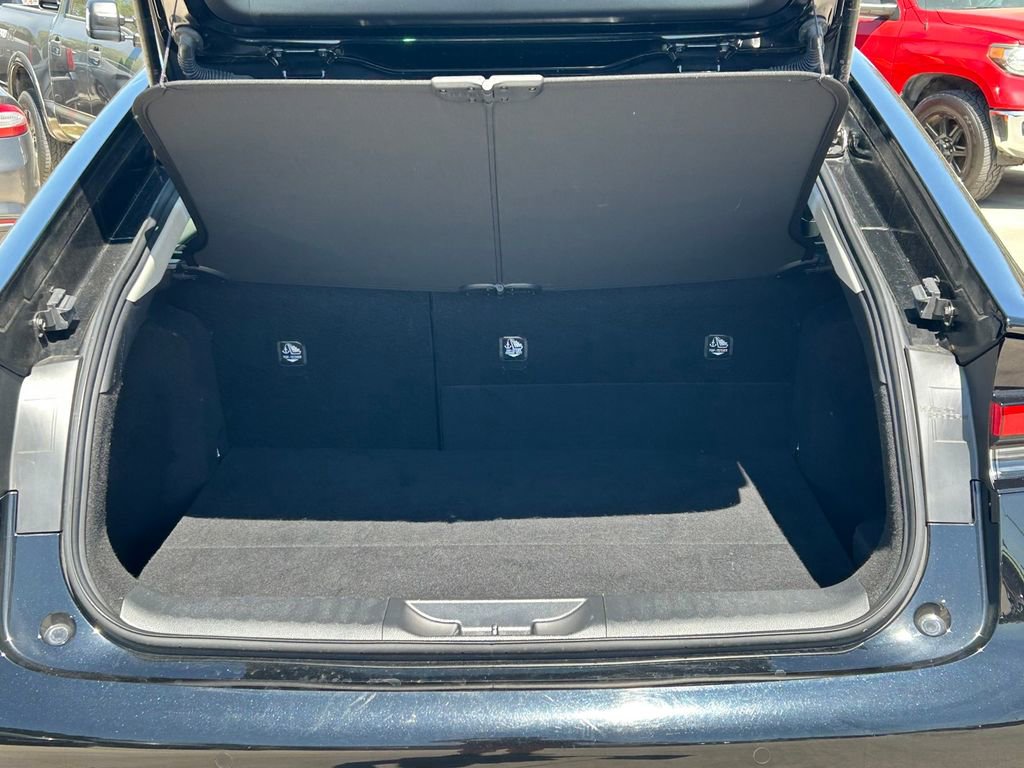 2025 Toyota Prius XLE