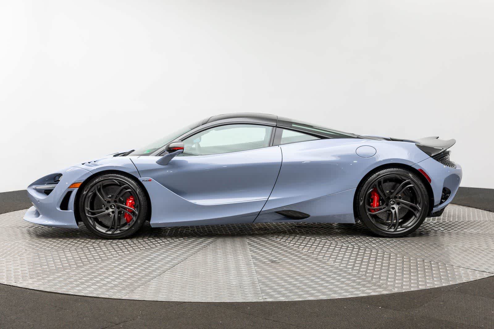 New 2026 McLaren 750S photo 3