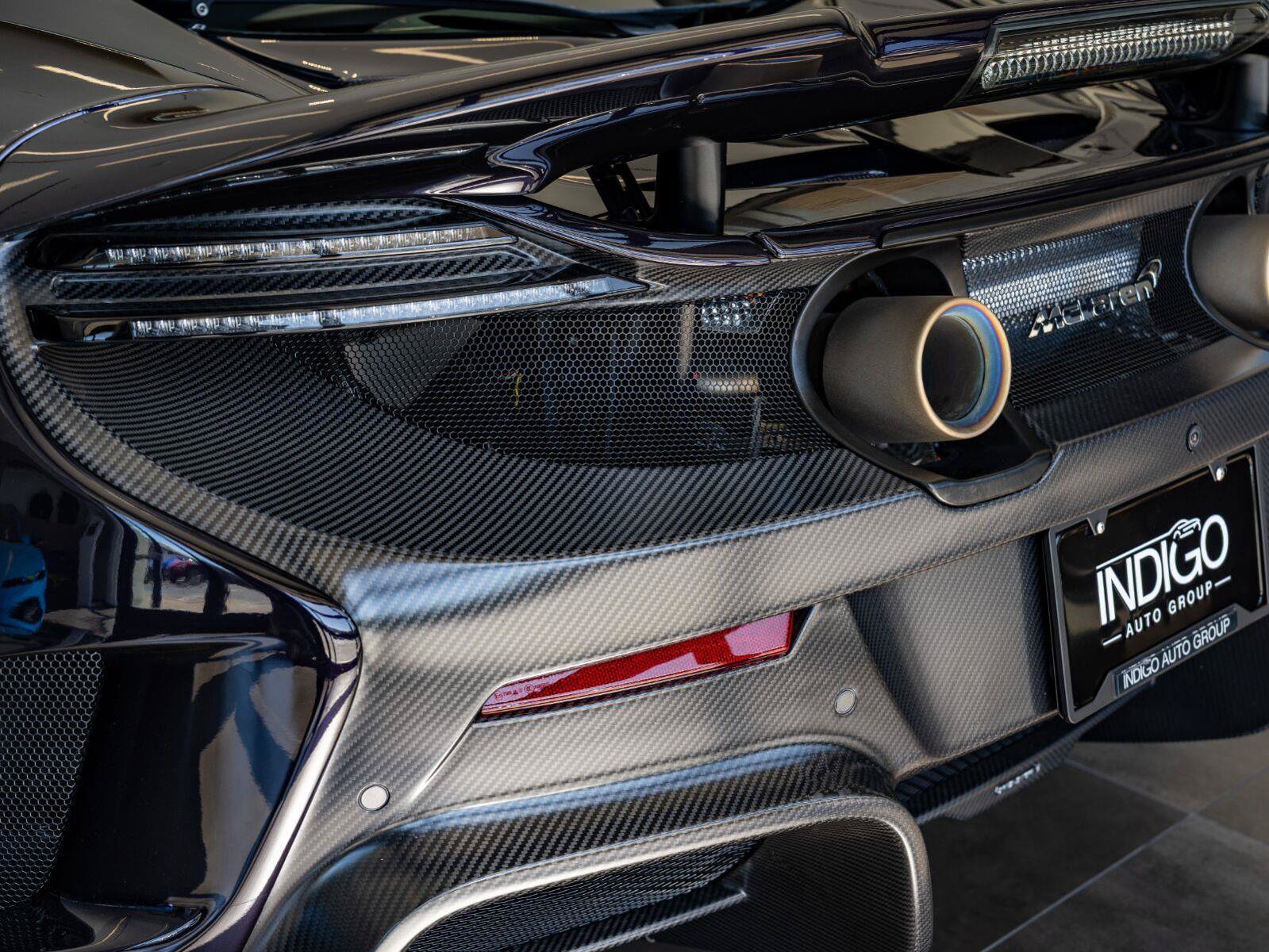 Used 2016 McLaren 675LT Coupe photo 41