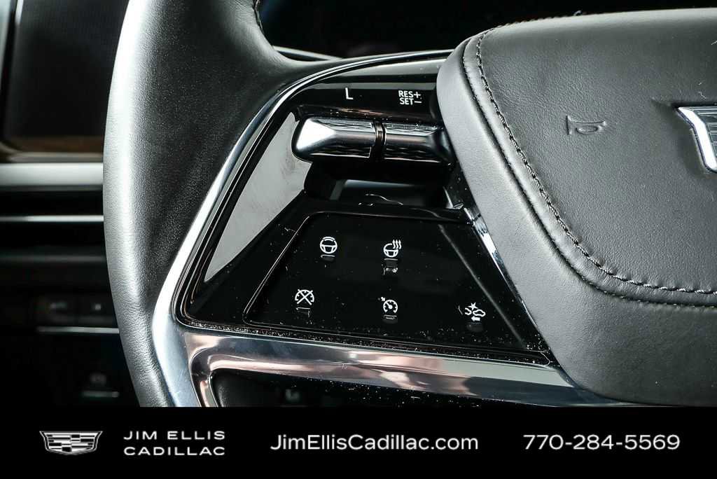 2025 Cadillac Escalade Sport Platinum