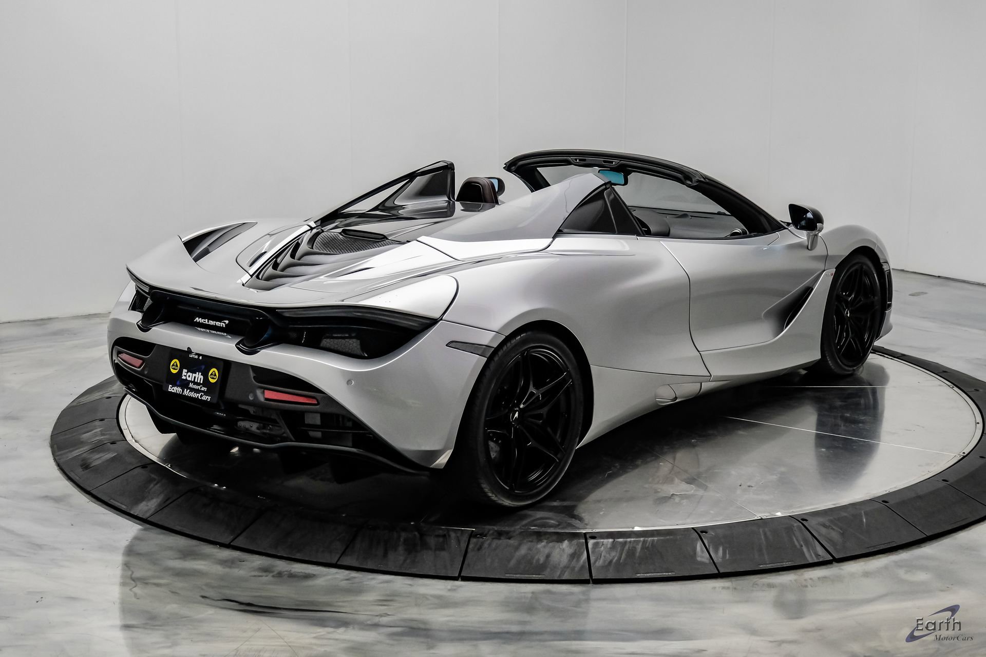 Used 2020 McLaren 720S Luxury photo 25