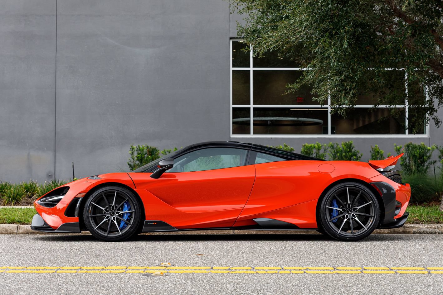 Used 2021 McLaren 765LT 3