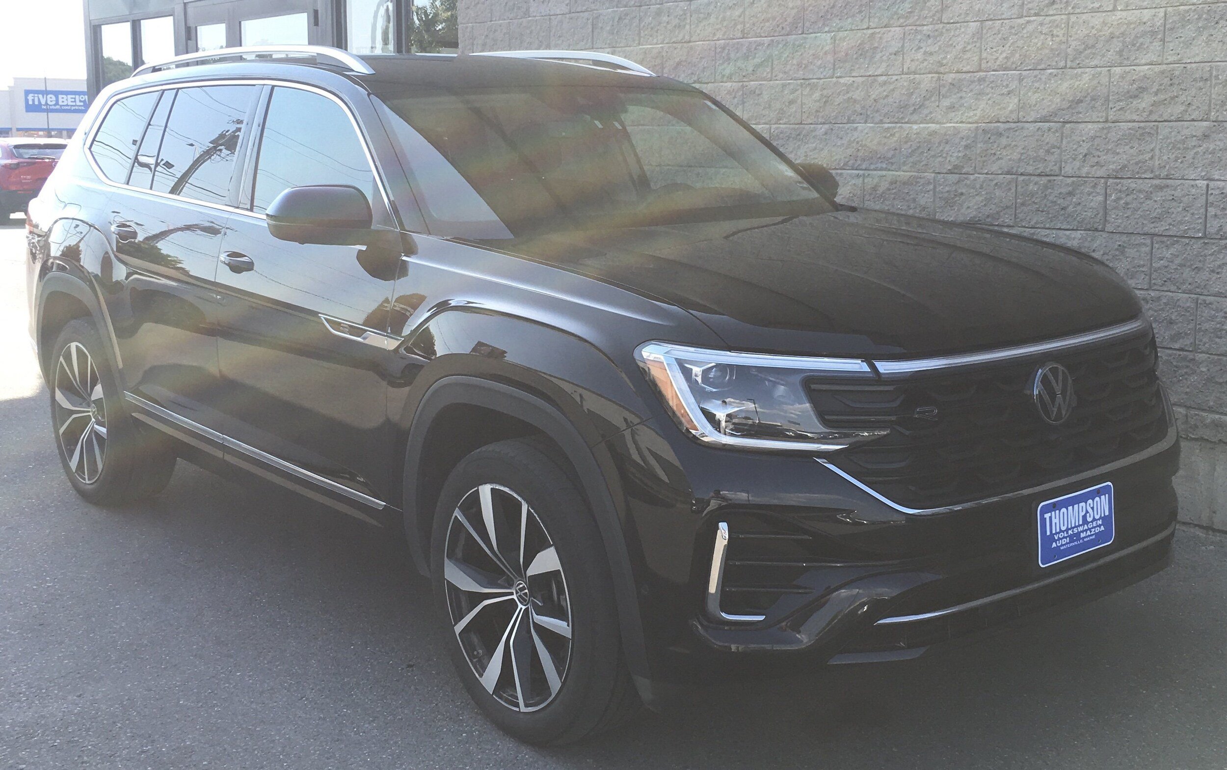 Used 2024 Volkswagen Atlas SEL Premium R-Line