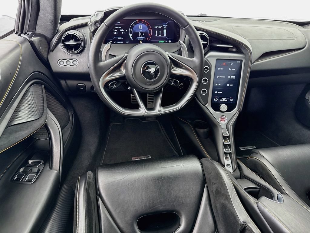 Used 2024 McLaren 750S photo 22