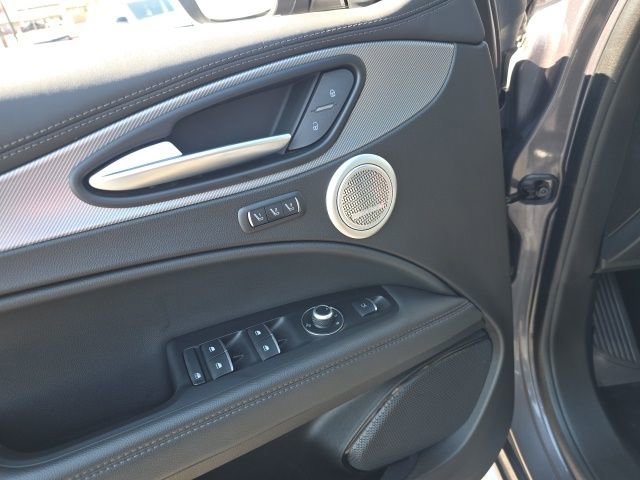 2024 Alfa Romeo Stelvio Ti