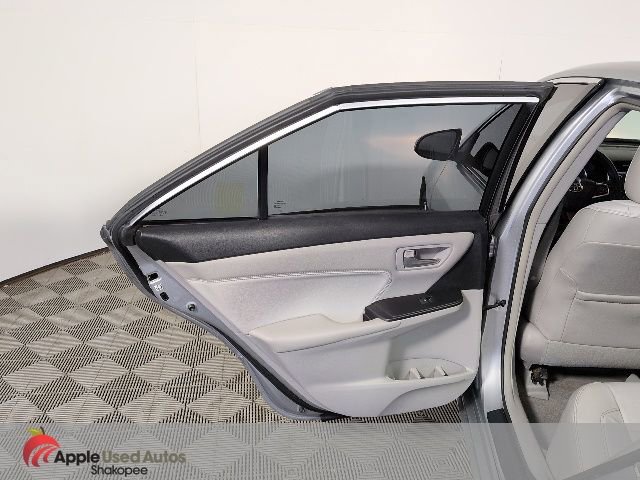 2016 Toyota Camry XLE