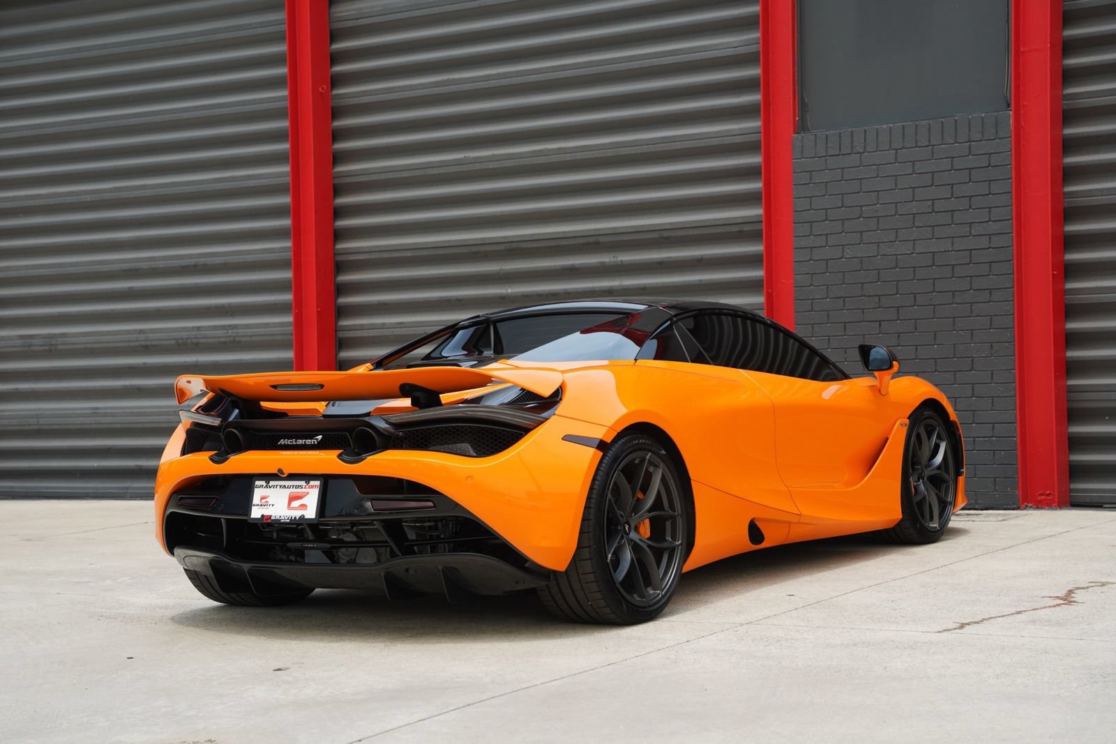 Used 2022 McLaren 720S Performance photo 15