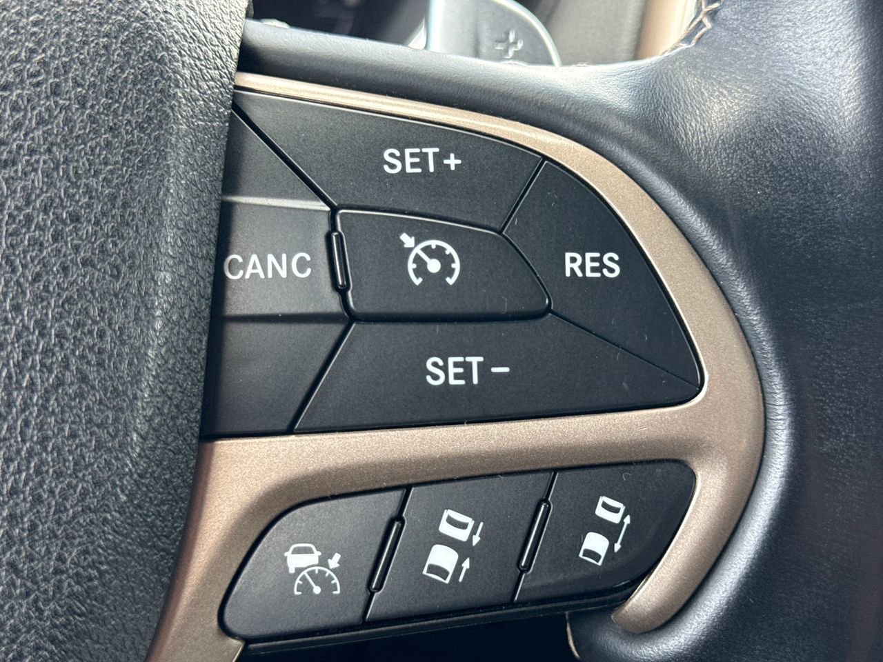 2016 Jeep Grand Cherokee Overland