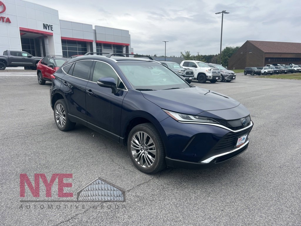 2022 Toyota Venza XLE