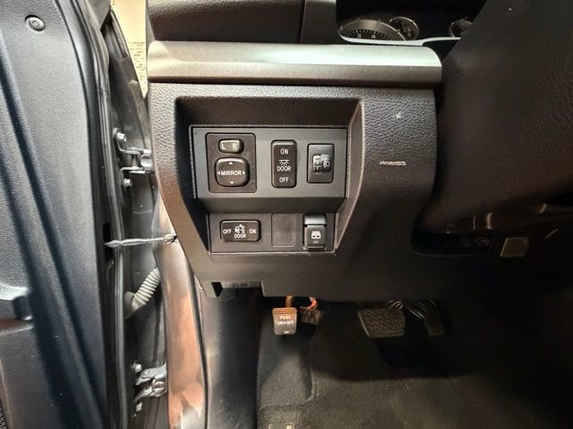 2014 Toyota Tundra SR5