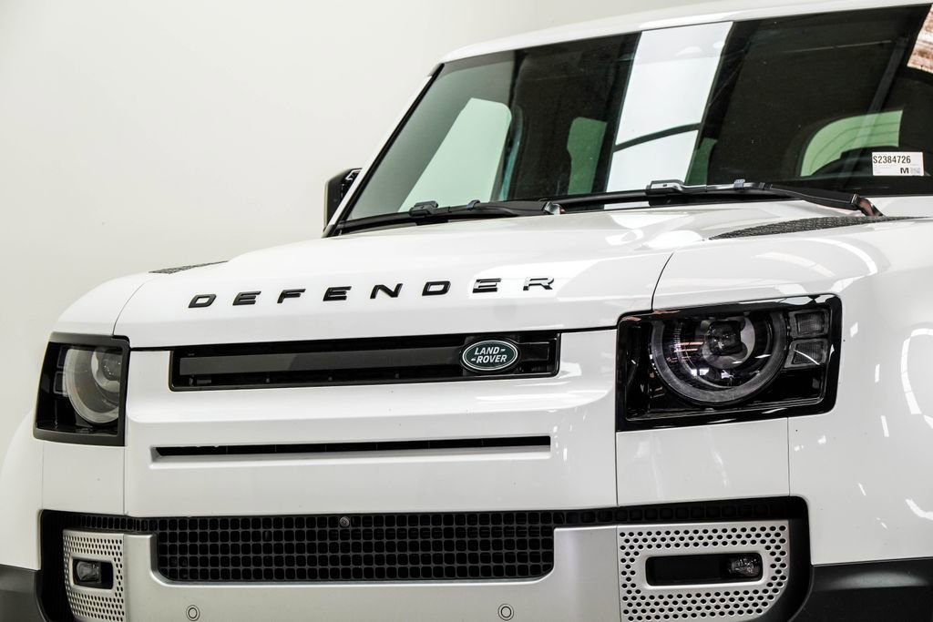 2025 Land Rover Defender 110 S