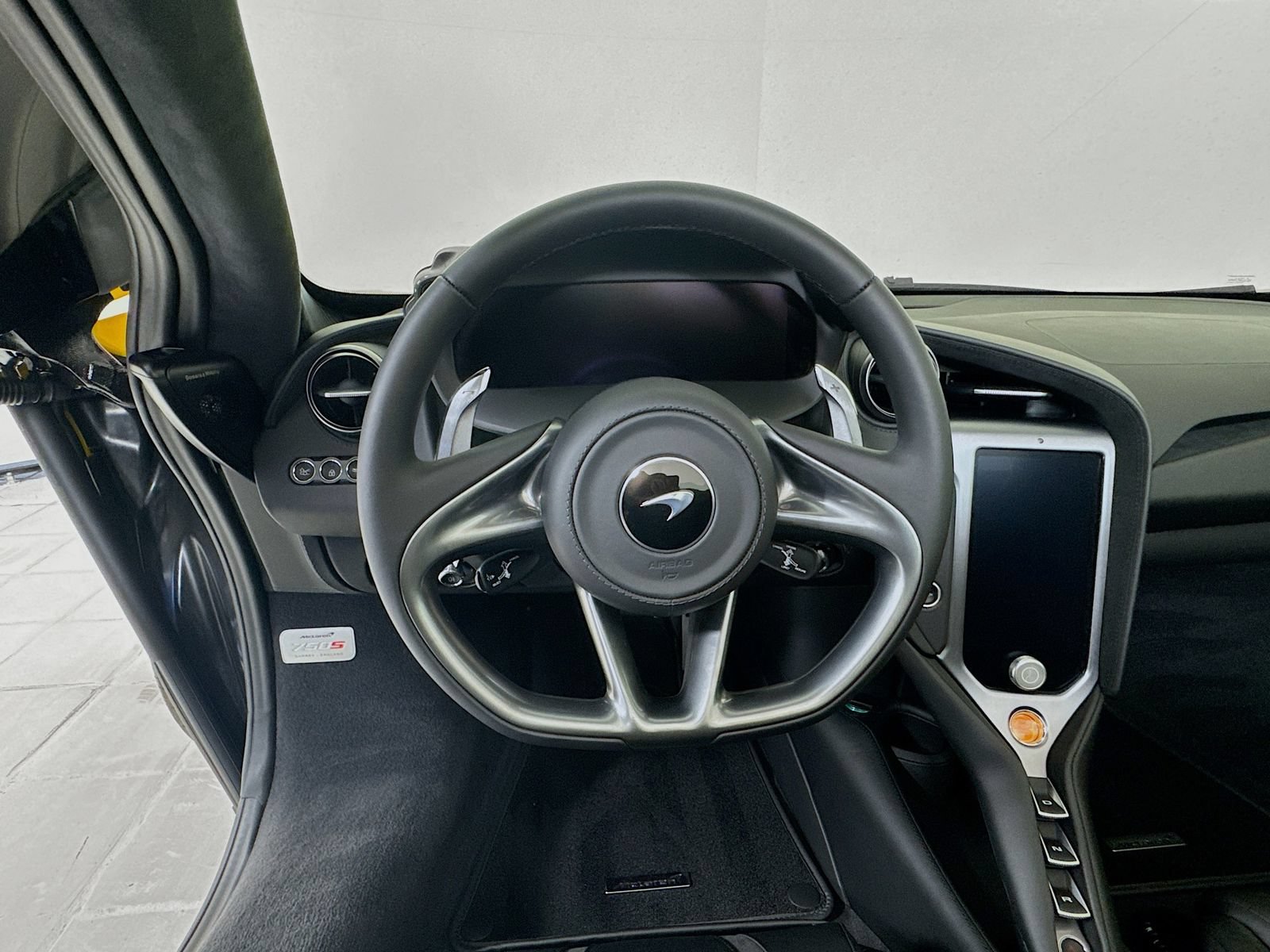 New 2026 McLaren 750S Spider photo 11