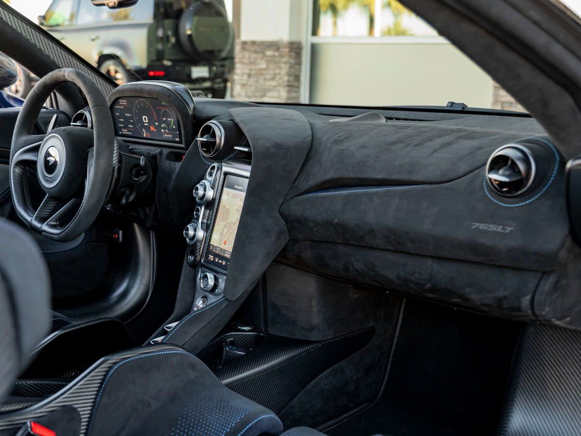 Used 2022 McLaren 765LT photo 25