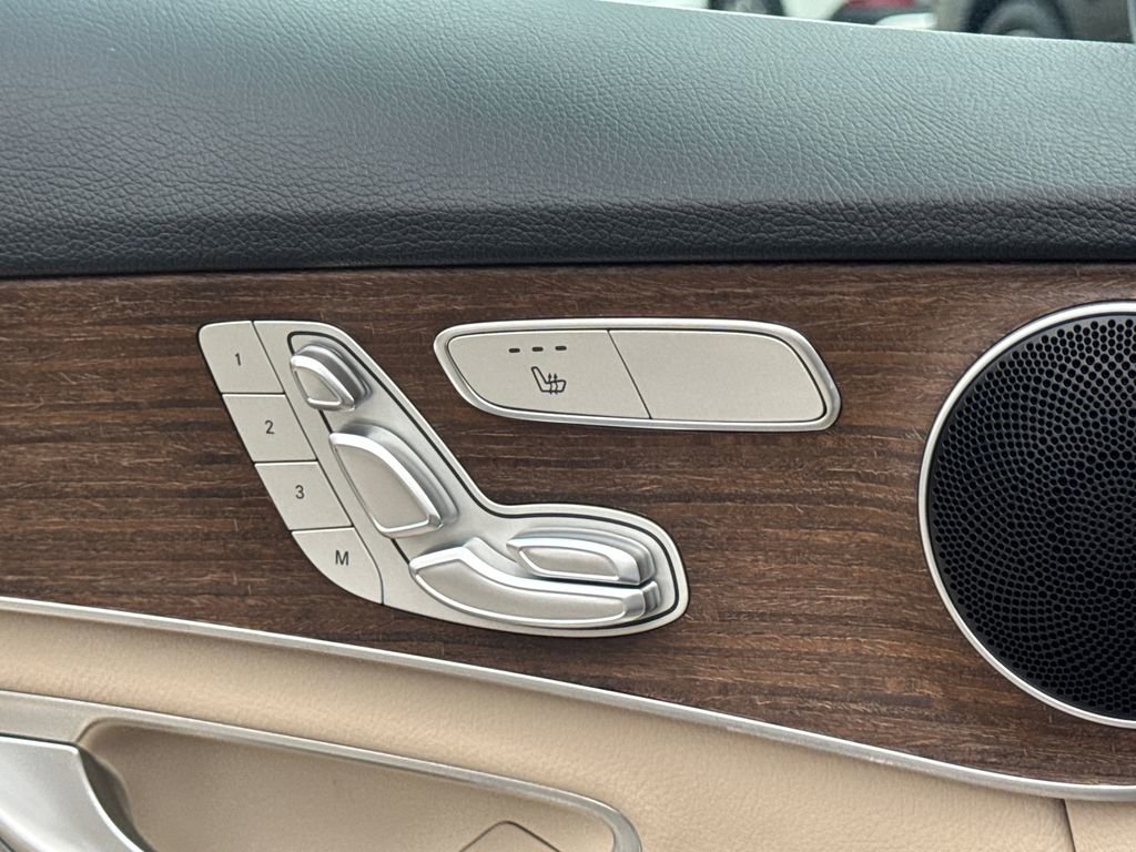 2019 Mercedes-Benz C 300 Sedan