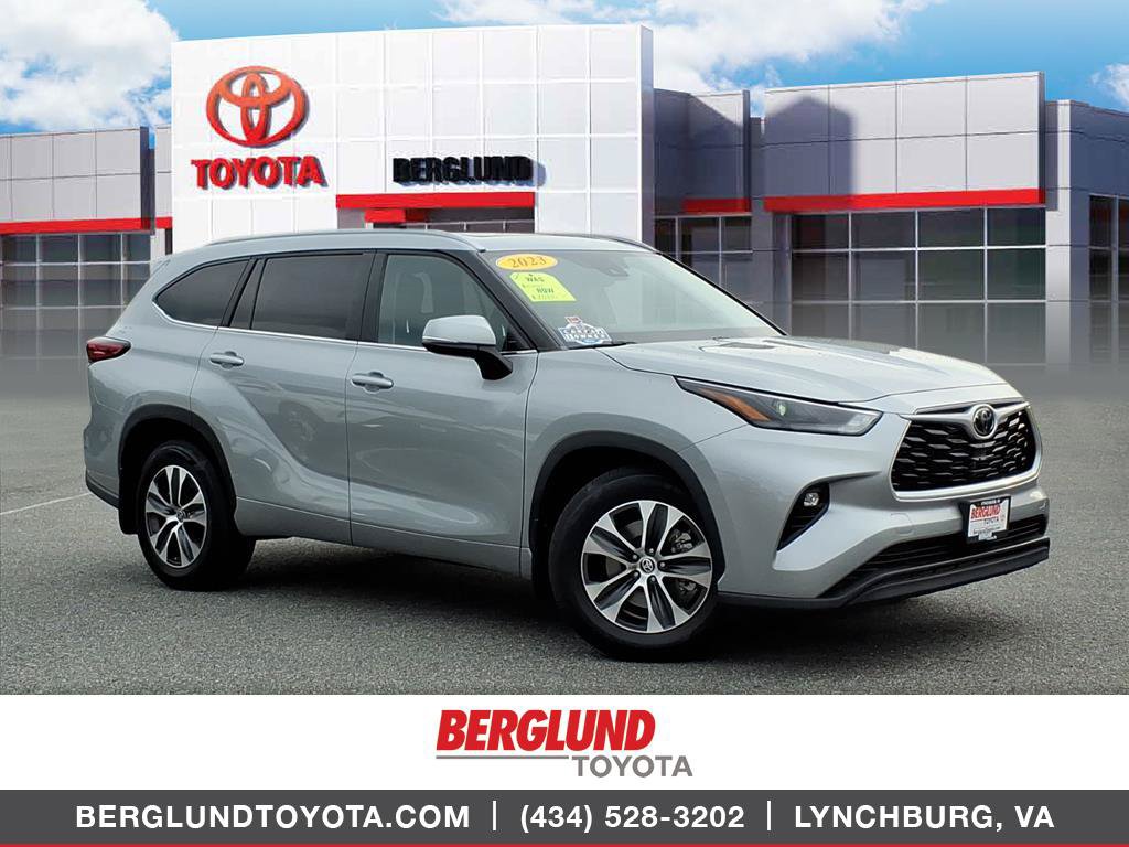 Used 2023 Toyota Highlander XLE