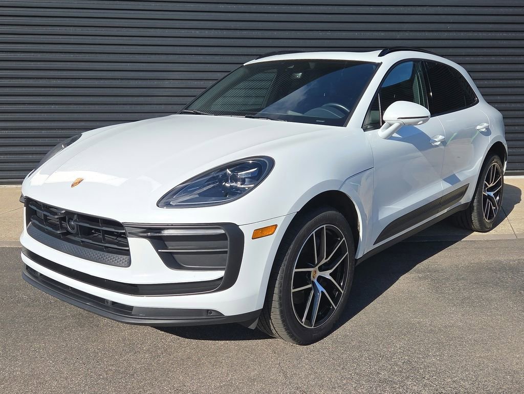 Certified 2022 Porsche Macan