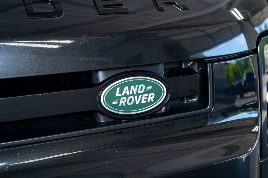 2024 Land Rover Defender 90 S
