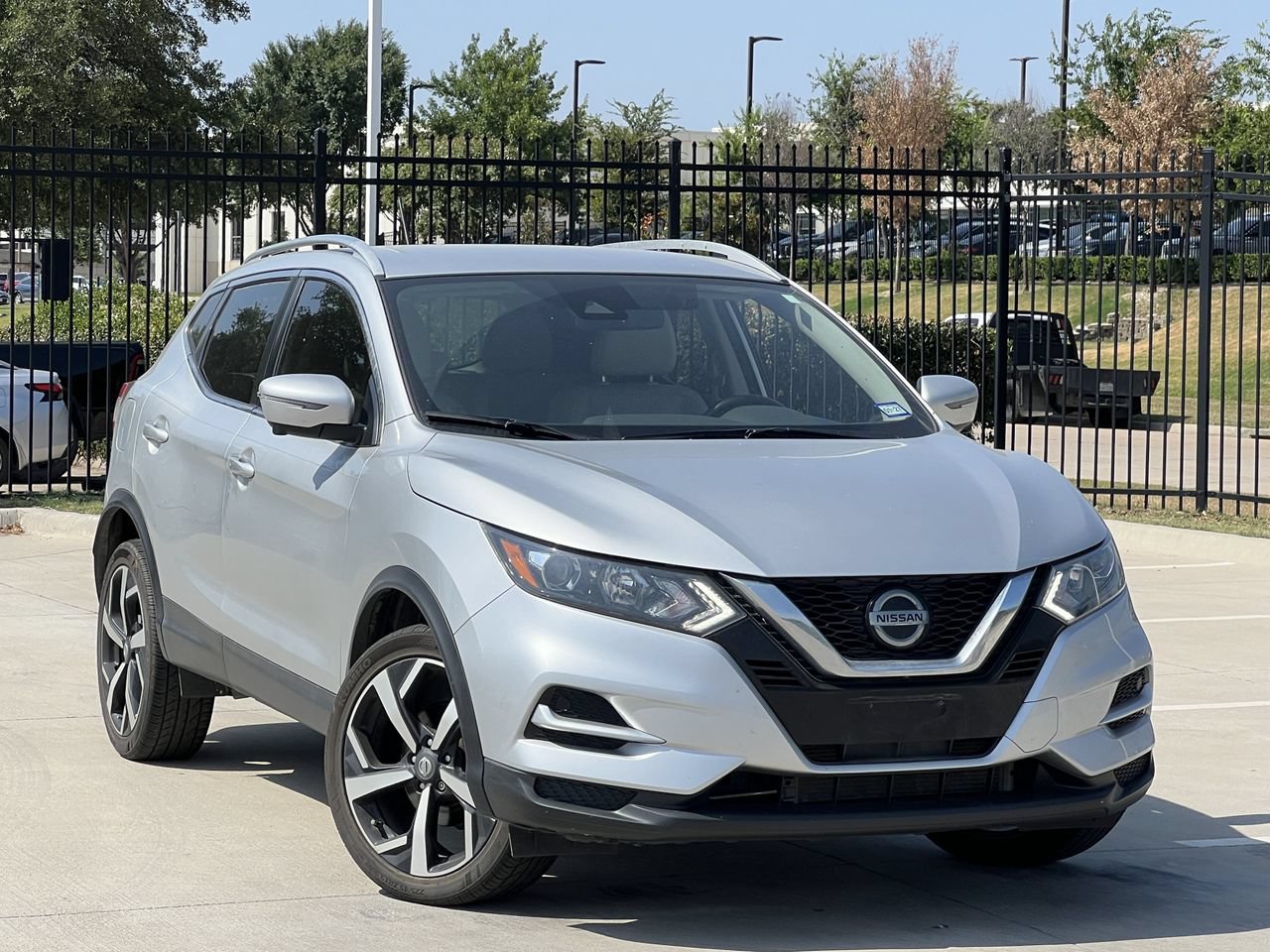 Used 2020 Nissan Rogue Sport SL