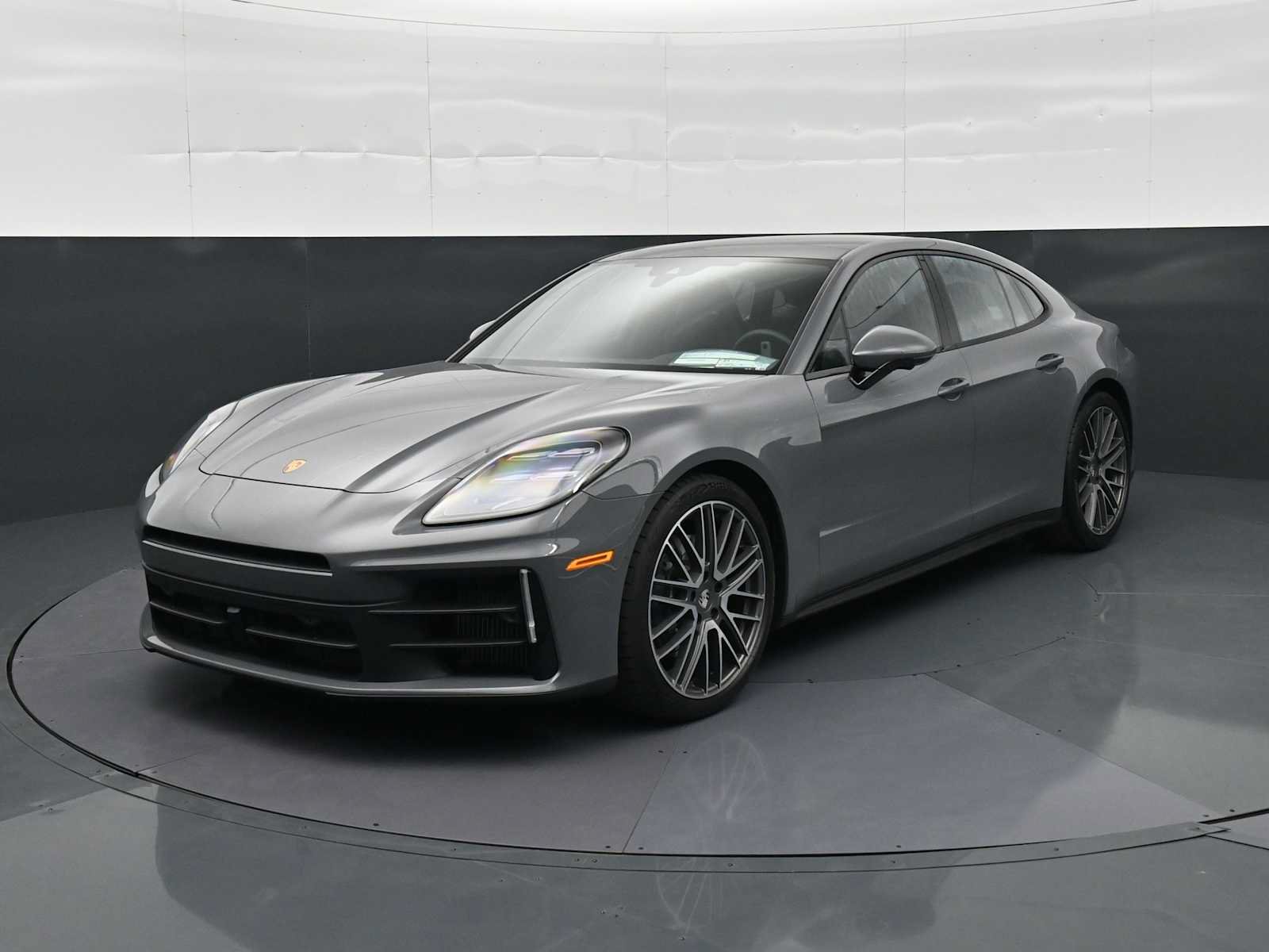 New 2026 Porsche Panamera