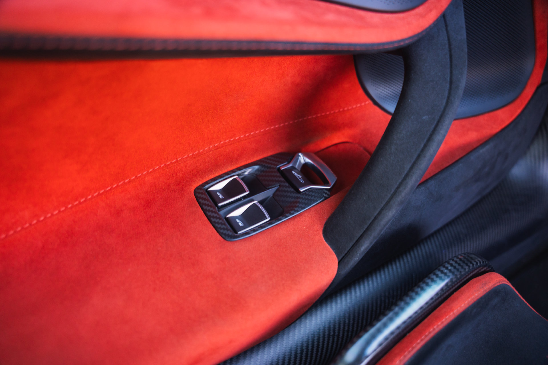 Used 2021 McLaren 765LT photo 94
