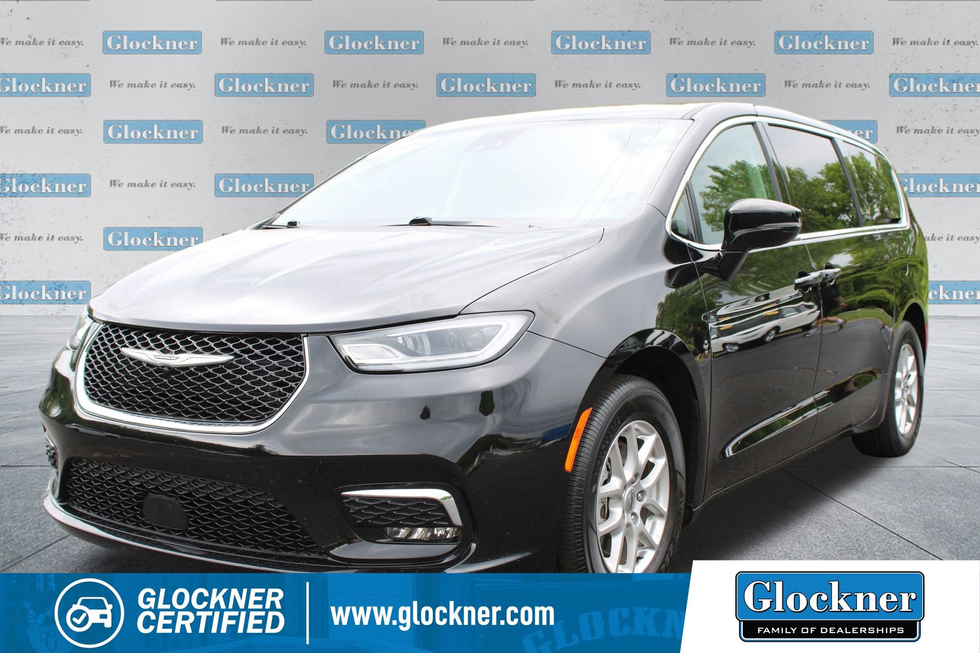 Used 2024 Chrysler Pacifica Touring-L