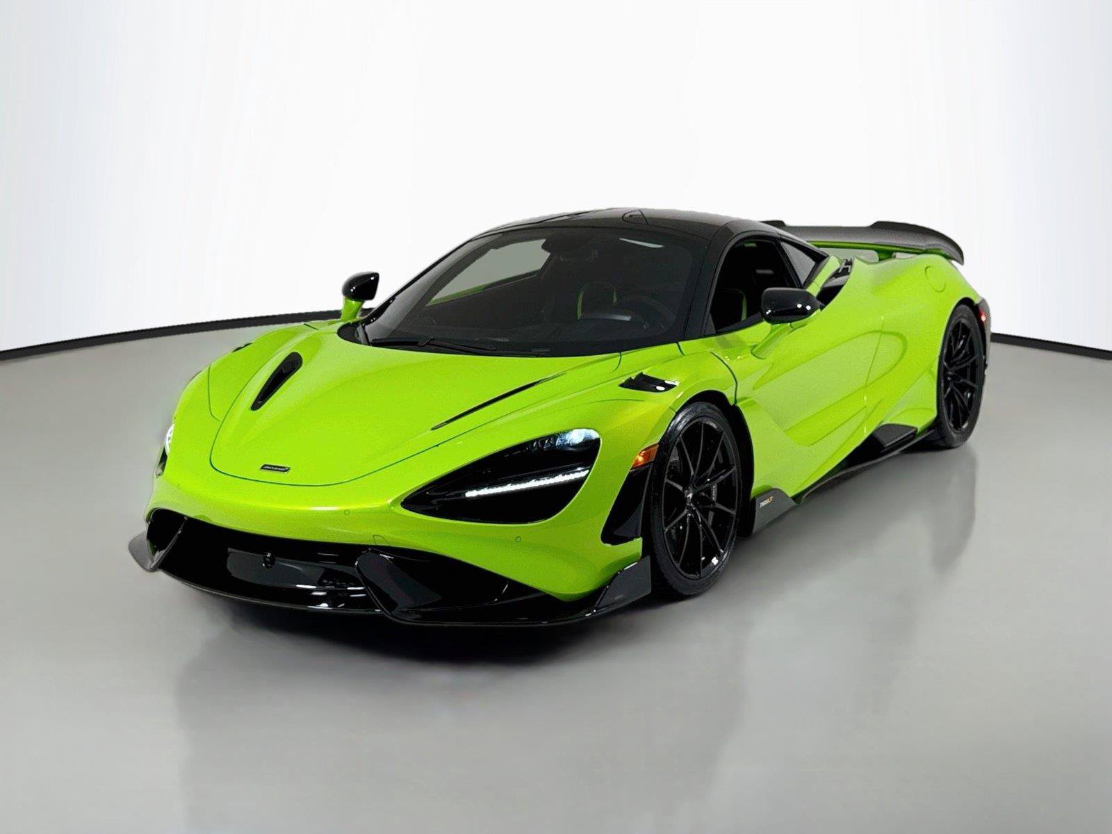 Used 2021 McLaren 765LT photo 38