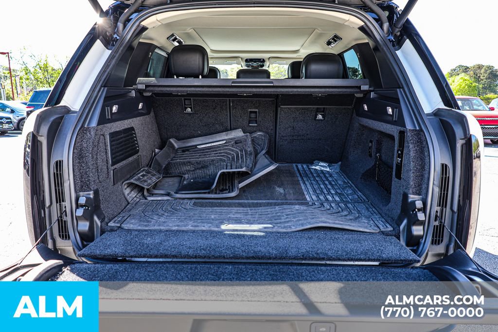 2023 Land Rover Range Rover SE